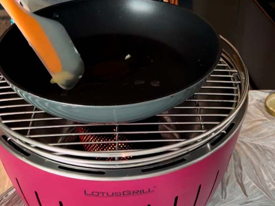 LotusGrill Лотусгриль поспішає на допомогу!